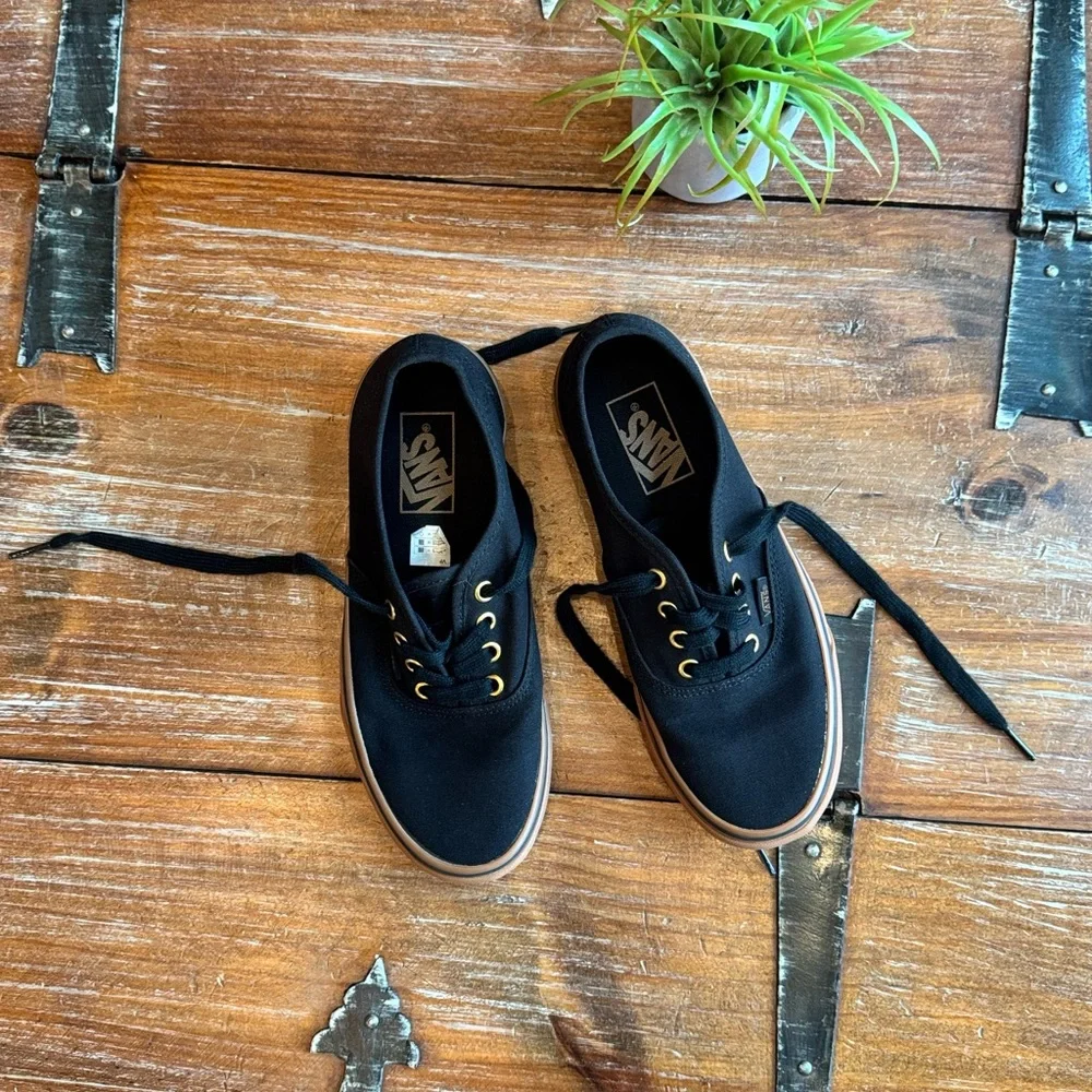 Authentic Vans - Picture 2 of 9